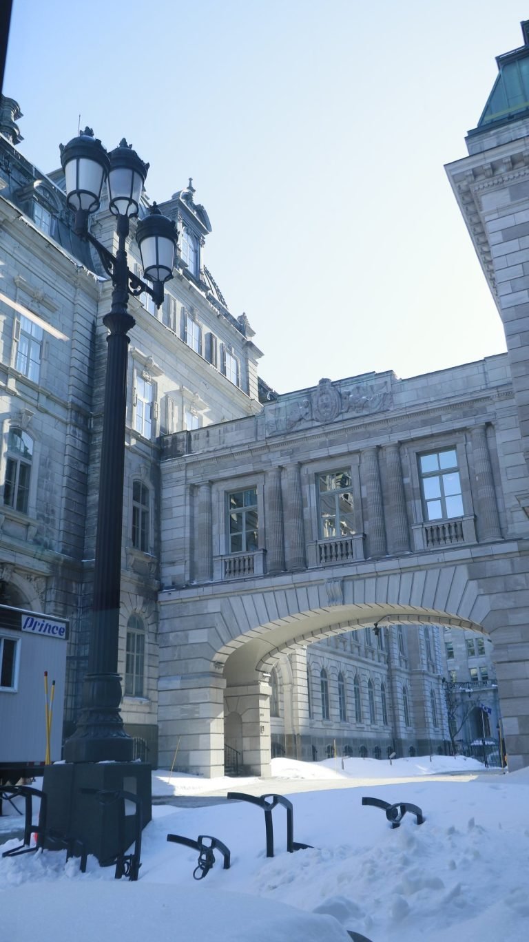 Azul invierno — Canadá · marzo 2026