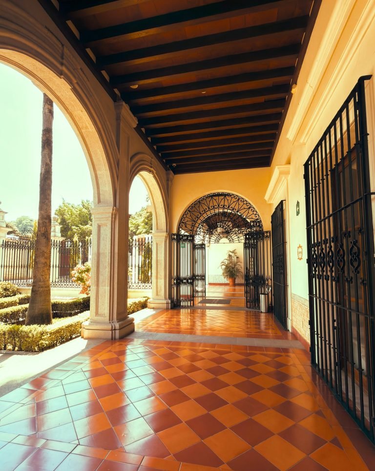Patios y calles — Arquitectura · archivo